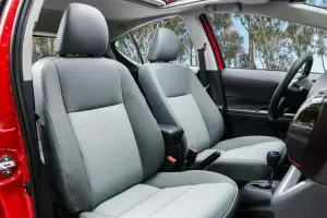 Toyota Prius c Persona Series - 8