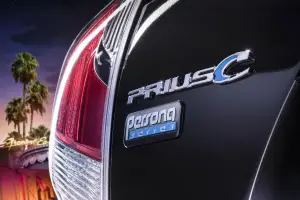 Toyota Prius c Persona Series - 17