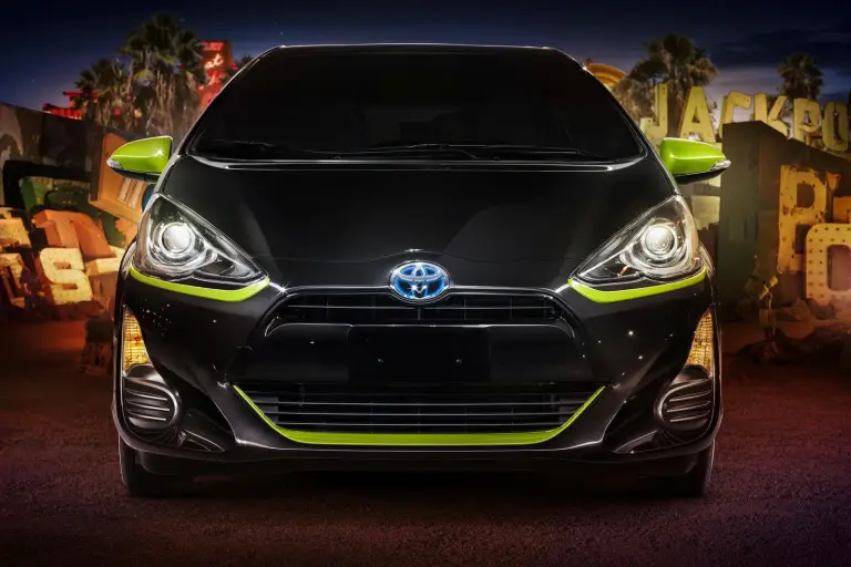 Toyota Prius c Persona Series - 12