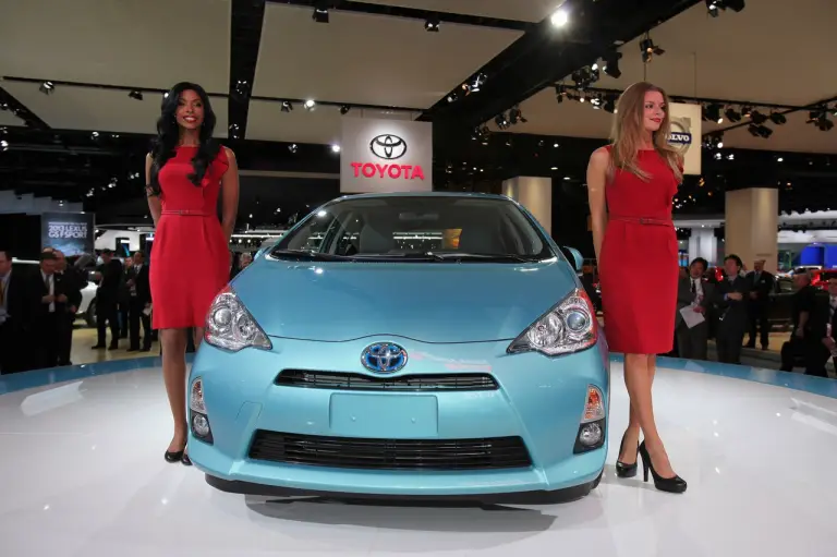 Toyota Prius C - Salone di Detroit 2012 - 13