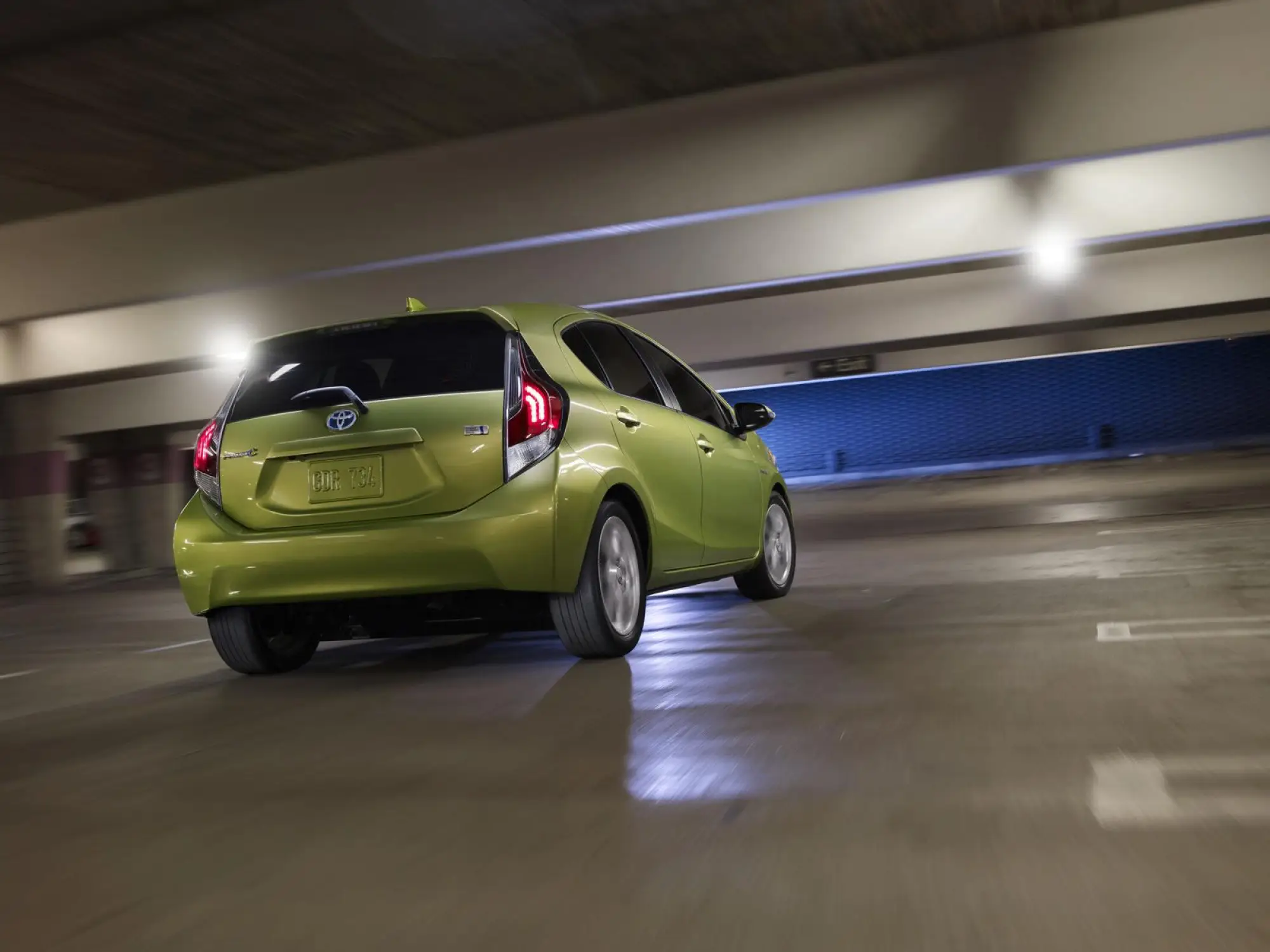 Toyota Prius c - 4