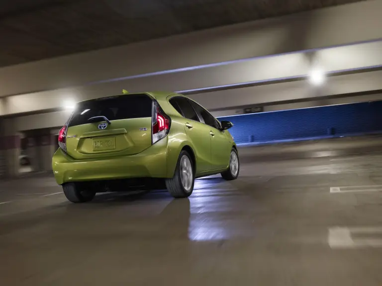 Toyota Prius c - 4