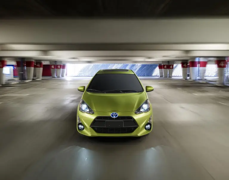 Toyota Prius c - 11