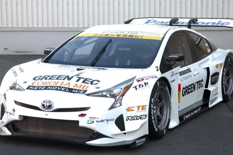 Toyota Prius GT300 - Salone di Tokyo 2016 - 6