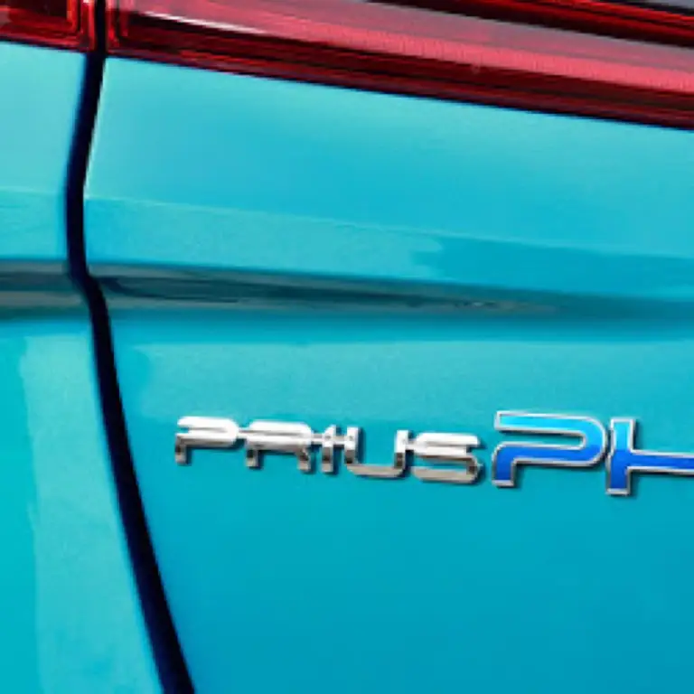 Toyota Prius Plug-in Hybrid per i mercati europei - 1