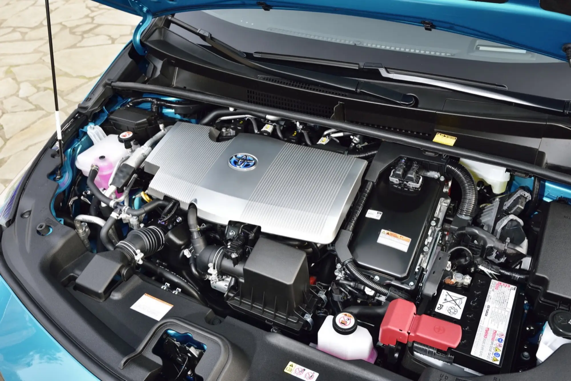 Toyota Prius Plug-in Hybrid per i mercati europei - 9