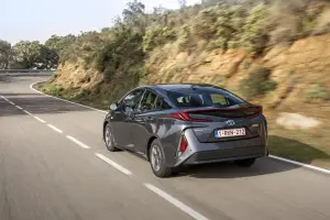 Toyota Prius Plug-in Hybrid per i mercati europei - 66