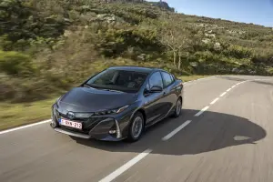 Toyota Prius Plug-in Hybrid per i mercati europei - 78