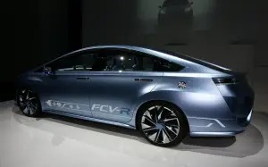 Toyota Prius Plug In Hybrid - Salone di Tokyo 2011