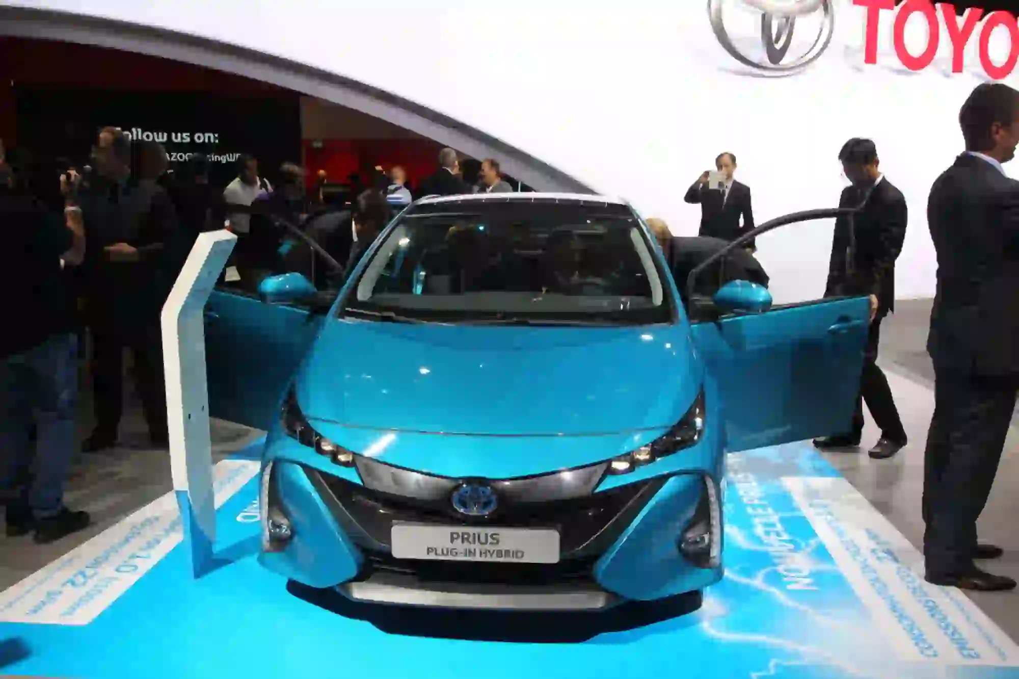 Toyota Prius Plug-in - Salone di Parigi 2016 - 7