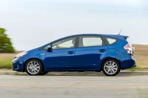 Toyota Prius plus - foto settembre 2015 - 11