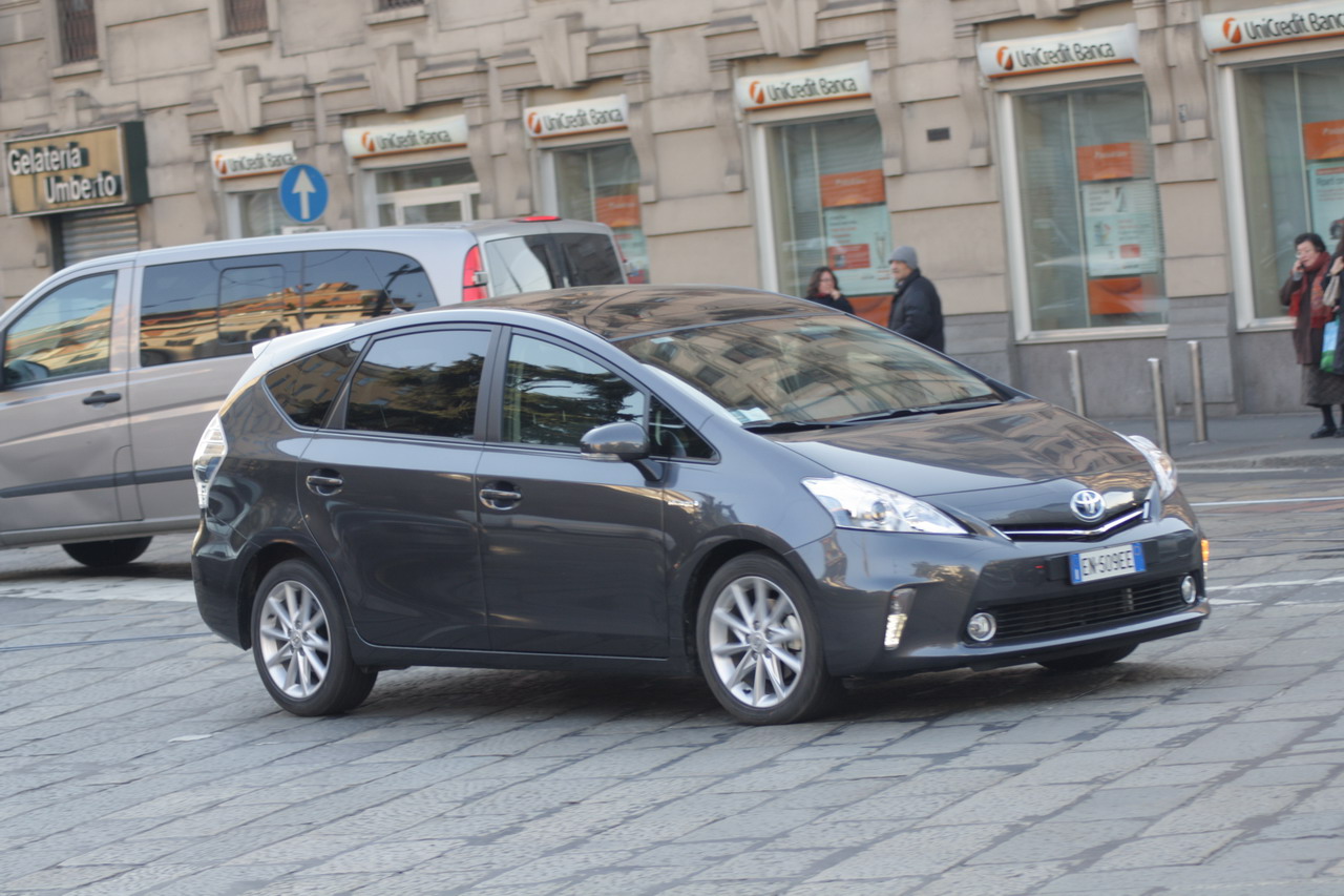 Toyota Prius+ prova su strada