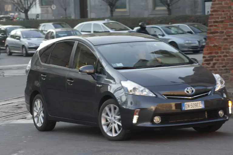 Toyota Prius+ prova su strada - 22