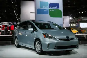 Toyota Prius V - Detroit 2011 - 8
