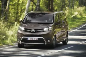 Toyota Proace - 30