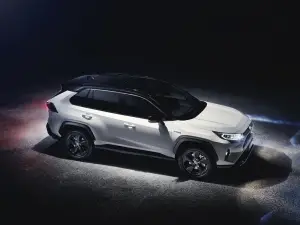 Toyota RAV4 Hybrid 2019 - Foto ufficiali