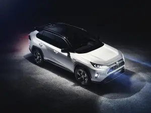 Toyota RAV4 Hybrid 2019 - Foto ufficiali