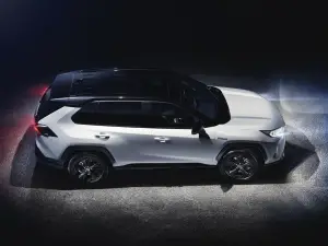 Toyota RAV4 Hybrid 2019 - Foto ufficiali