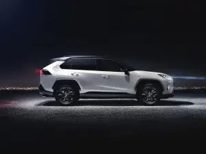 Toyota RAV4 Hybrid 2019 - Foto ufficiali