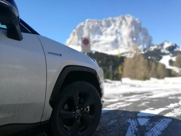 Toyota RAV4 Hybrid 2019 - 1