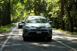 Toyota RAV4 Hybrid - 5 cose da sapere 2017