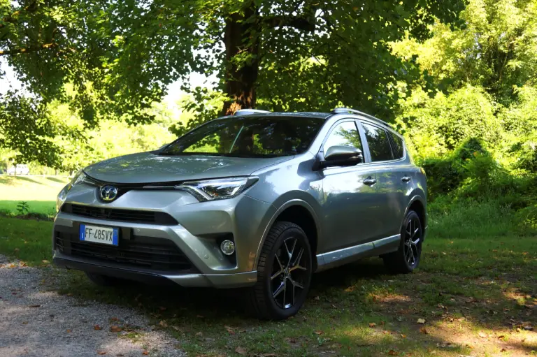 Toyota RAV4 Hybrid - 5 cose da sapere 2017 - 34