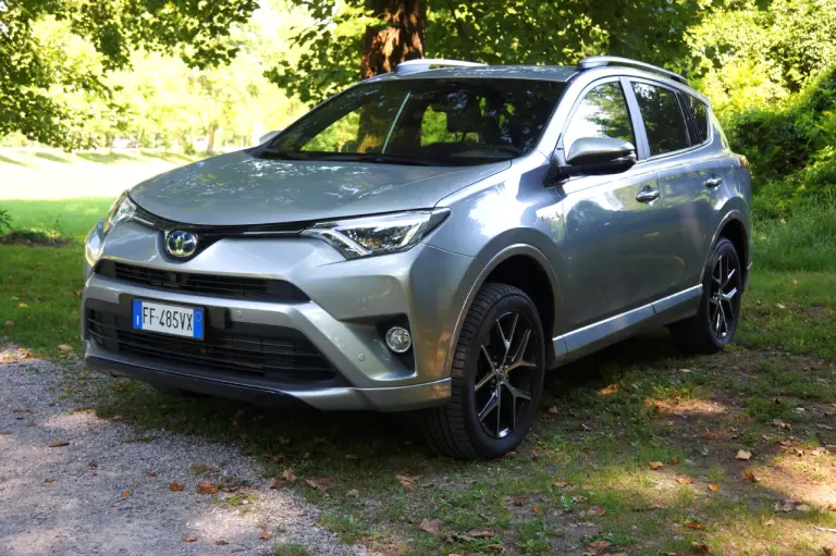 Toyota RAV4 Hybrid - 5 cose da sapere 2017 - 35