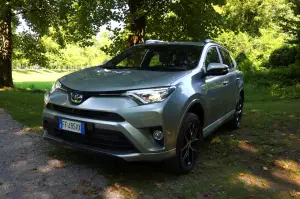 Toyota RAV4 Hybrid - 5 cose da sapere 2017 - 44