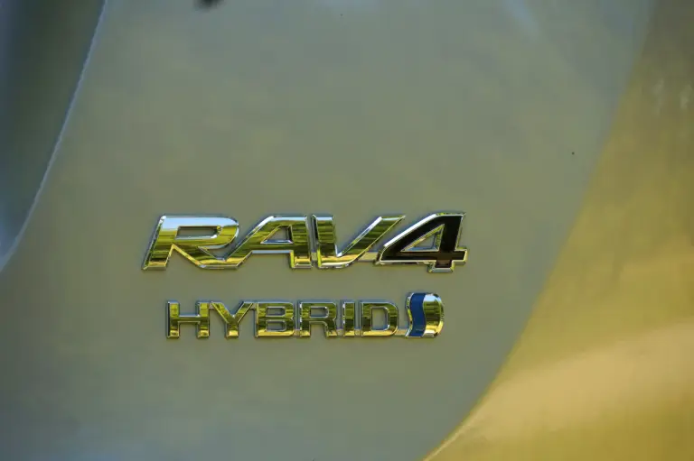 Toyota RAV4 Hybrid - 5 cose da sapere 2017 - 53