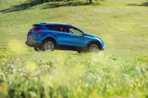 Toyota RAV4 Hybrid - Foto ufficiali - 13