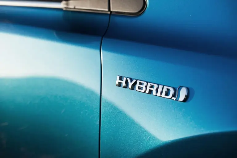 Toyota RAV4 Hybrid - Foto ufficiali - 26