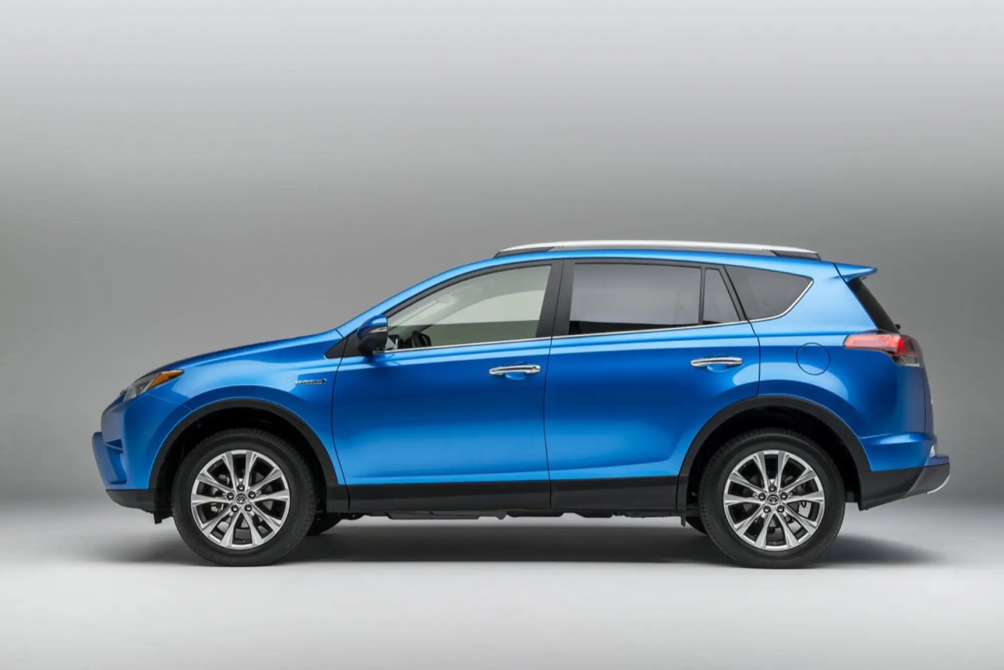 Toyota RAV4 Hybrid - Foto ufficiali - 38