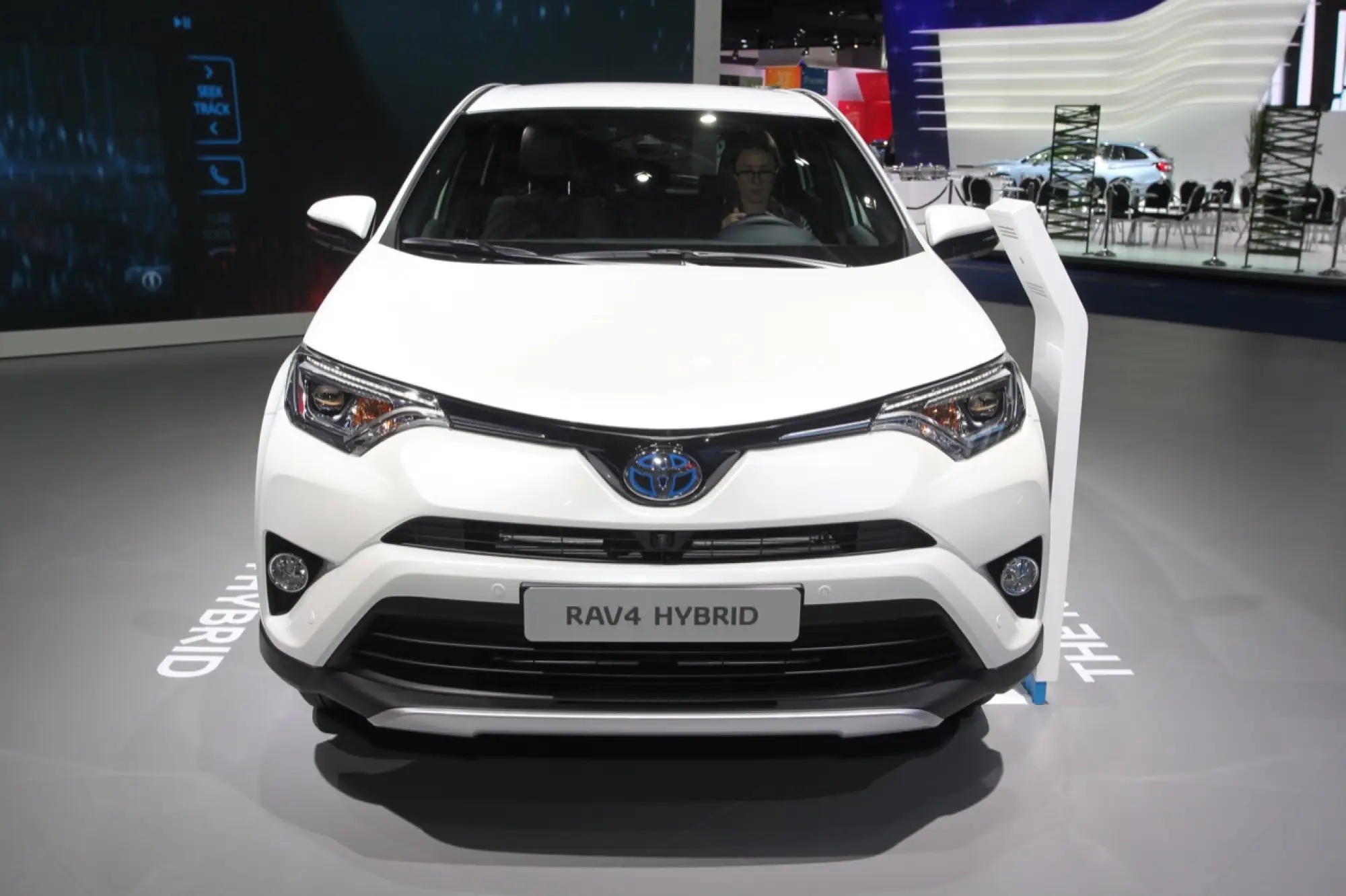 Toyota Rav4 Hybrid - Salone di Francoforte 2015 - 1