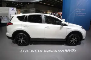 Toyota Rav4 Hybrid - Salone di Francoforte 2015