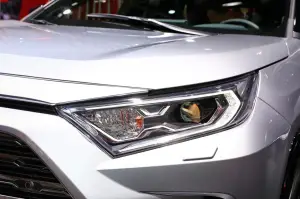 Toyota RAV4 Hybrid - Salone di Parigi 2018 - 4
