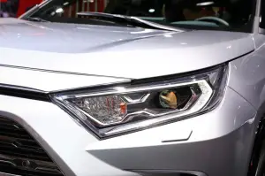 Toyota RAV4 Hybrid - Salone di Parigi 2018
