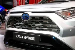 Toyota RAV4 Hybrid - Salone di Parigi 2018