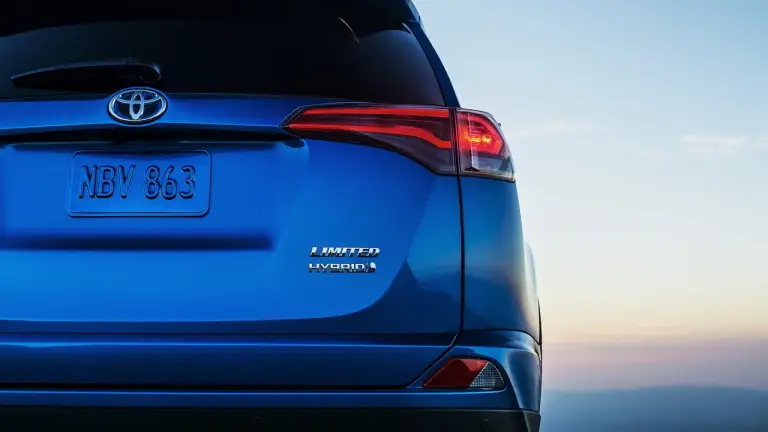 Toyota RAV4 Hybrid - Teaser - 1