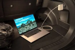 Toyota RAV4 Hybrid Woodland Edition - Foto
