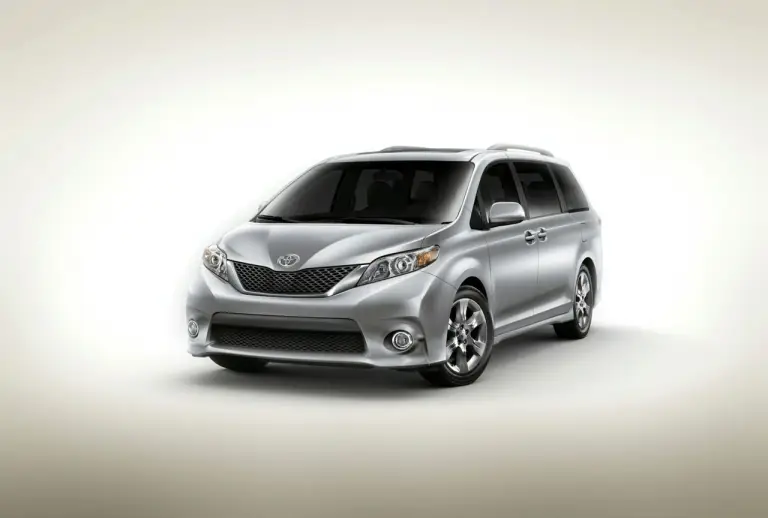 Toyota Sienna - 15