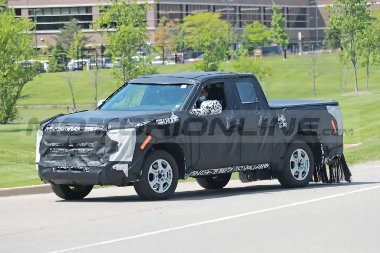 Toyota Tacoma 2024 - Foto Spia 14-07-2022 - 15