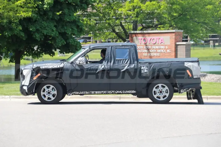 Toyota Tacoma 2024 - Foto Spia 14-07-2022 - 8