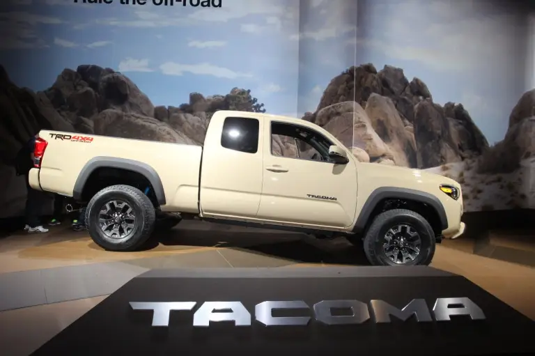 Toyota Tacoma - Salone di Detroit 2015 - 16