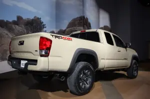 Toyota Tacoma - Salone di Detroit 2015 - 17