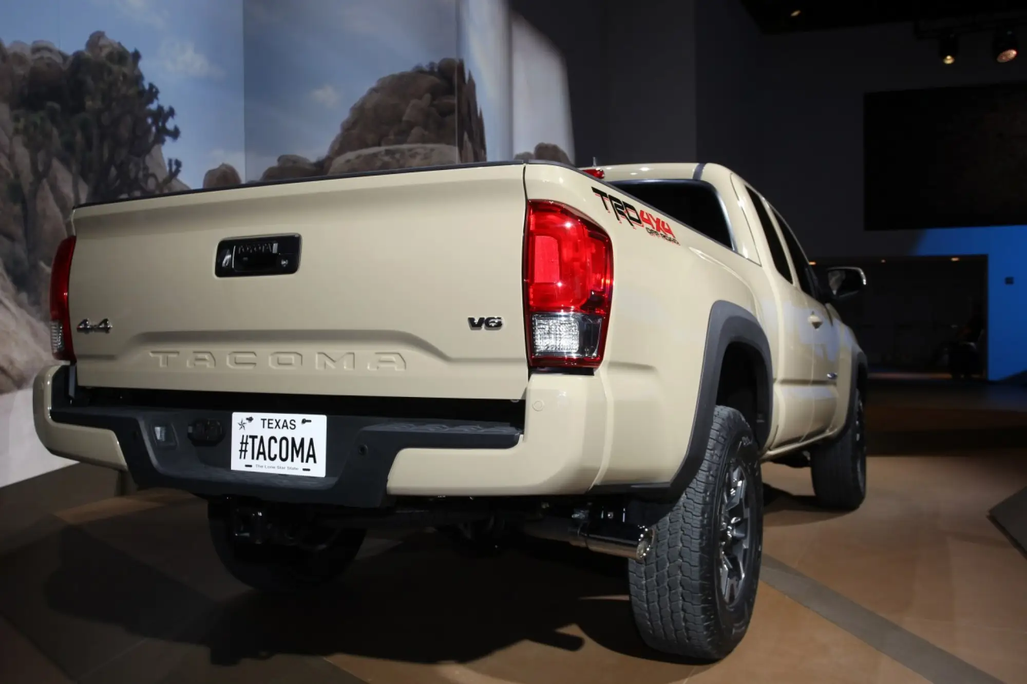 Toyota Tacoma - Salone di Detroit 2015 - 18