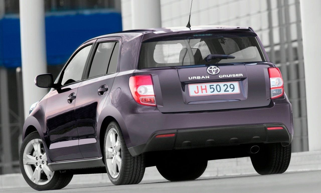 toyota-urban-cruiser-2.jpg