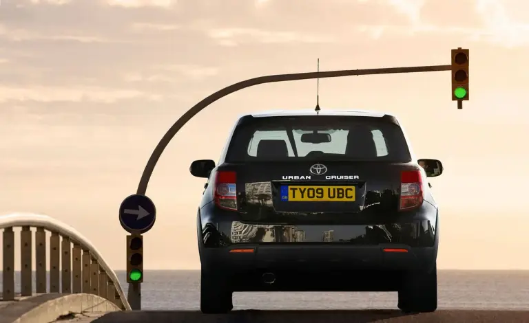 Toyota Urban Cruiser - 8