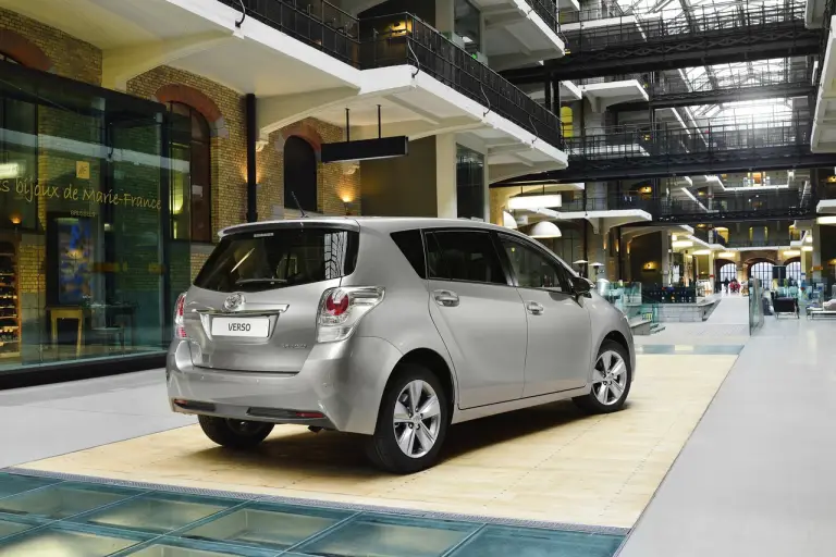 Toyota Verso - 37