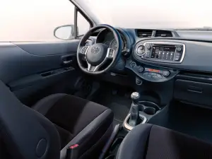 Toyota Yaris 2012 - 5