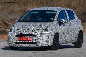 Toyota Yaris 2014 - Foto spia 22-11-2013 - 1